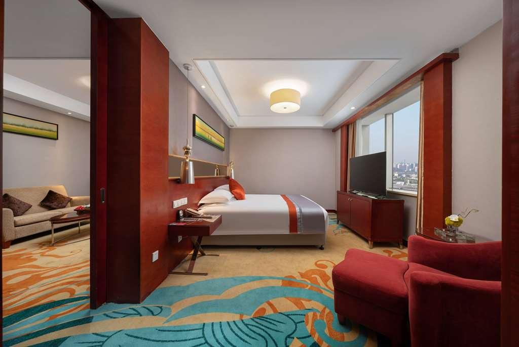 Ramada Zibo Hotel Oda fotoğraf